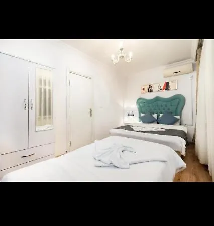 3 Floor Old 1 شقة *
