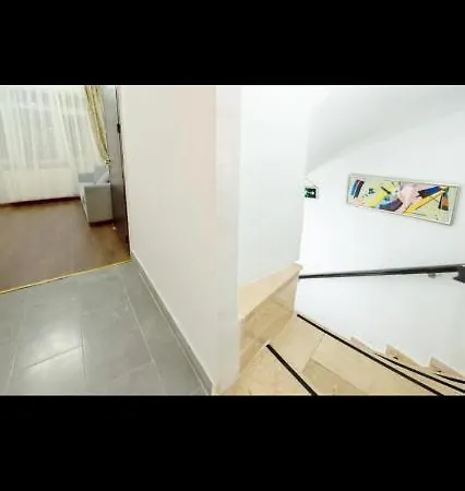 3 Floor Old 1 شقة اسطنبول